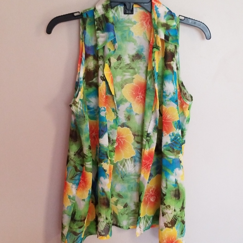 Flower sleeveless sheer top - Picture 1 of 4